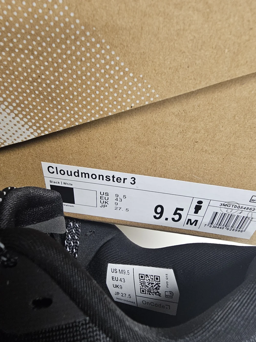 On Running Men's Cloudmonster 3 Black/White Running Shoes